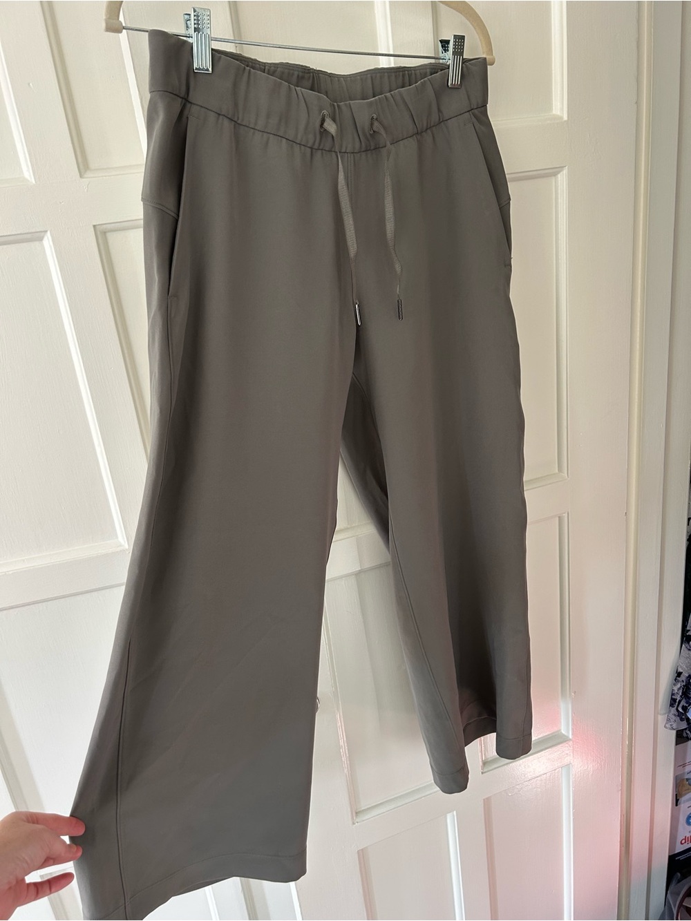 Lululemon Cropped Wide-Leg Drawstring Pants NWOT